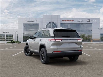 2026 Jeep Grand Cherokee Altitude