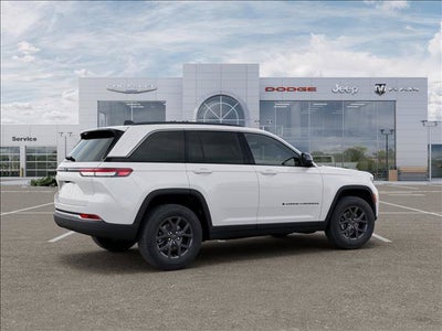 2027 Jeep Grand Cherokee Altitude