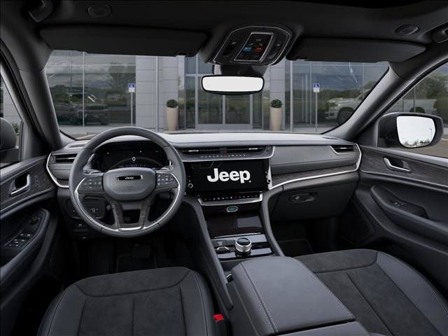 2026 Jeep Grand Cherokee Altitude