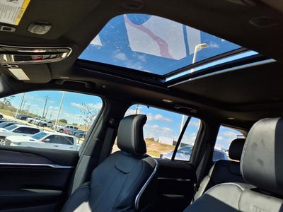 2025 Jeep Grand Cherokee Overland