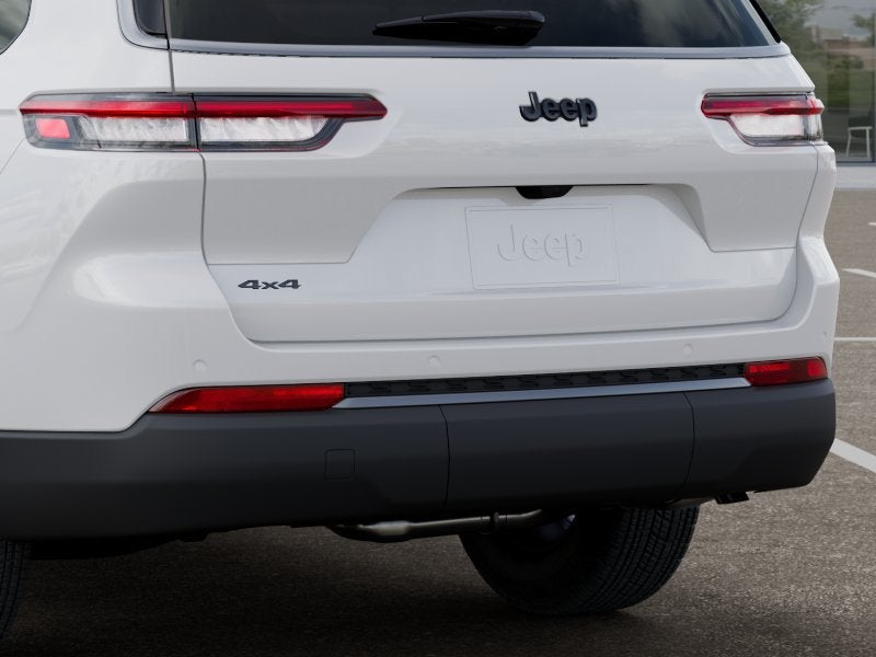 2027 Jeep Grand Cherokee L Laredo Altitude