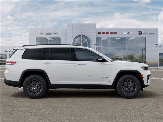 2027 Jeep Grand Cherokee L Laredo Altitude