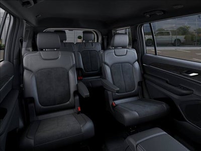 2027 Jeep Grand Cherokee L Laredo Altitude