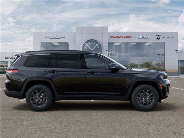 2027 Jeep Grand Cherokee L Laredo Altitude