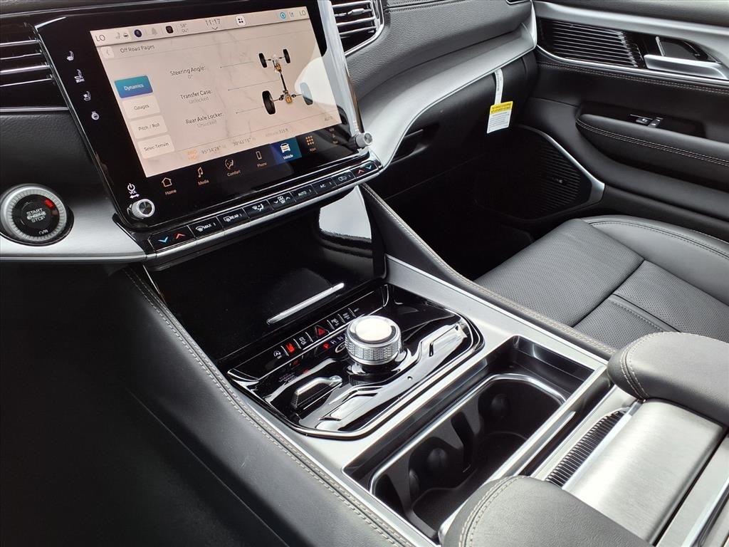 2026 Jeep Grand Wagoneer L Base