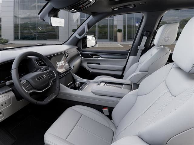 2026 Jeep Grand Wagoneer 4x2