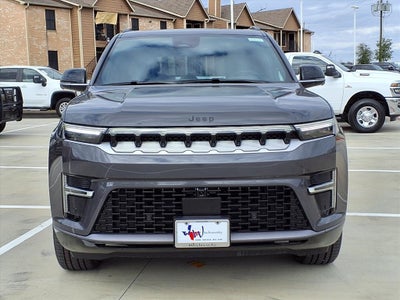 2026 Jeep Grand Wagoneer Base