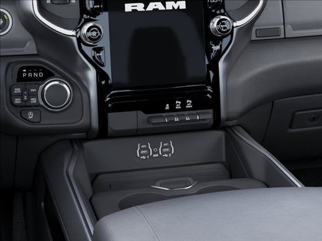 2027 RAM 1500 Big Horn/Lone Star