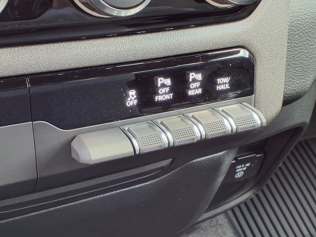 2026 RAM 1500 Warlock