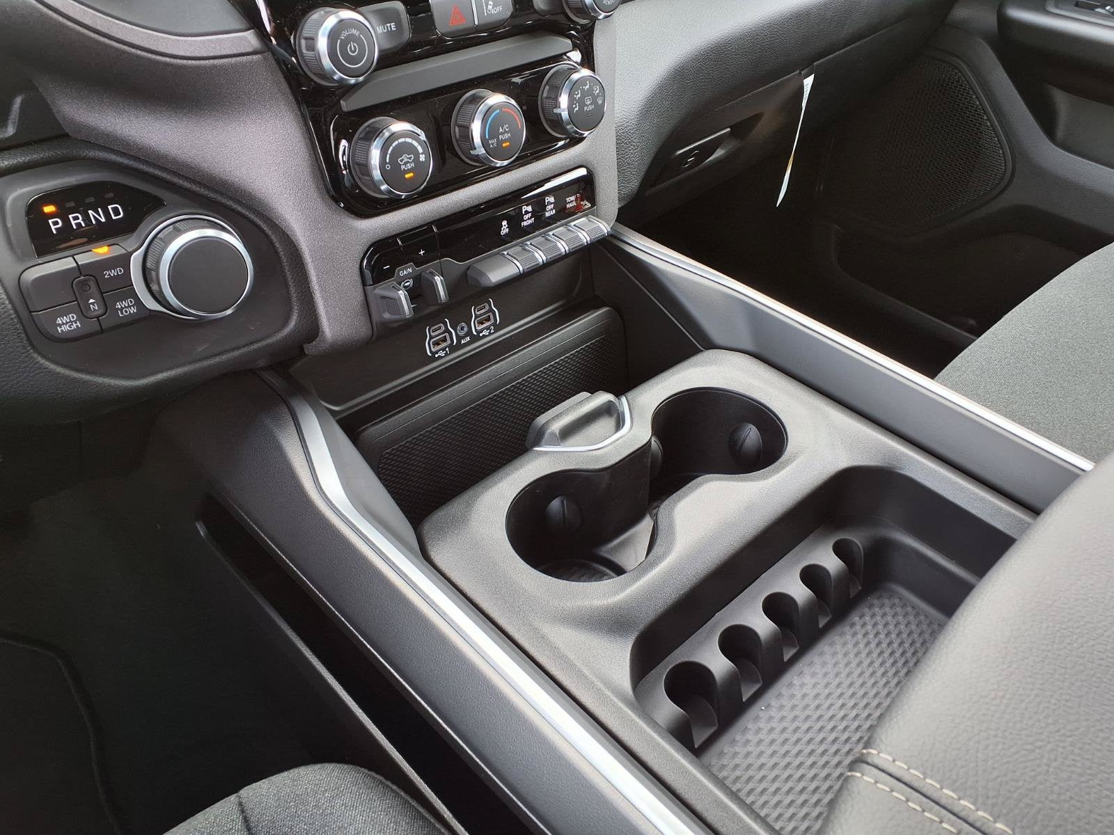 2027 RAM 1500 Express