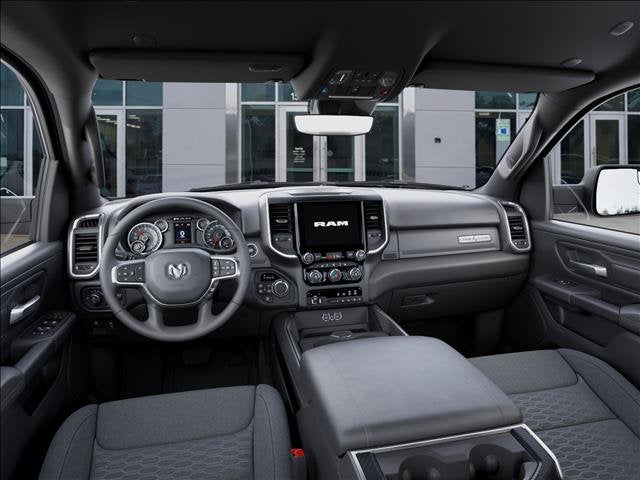 2027 RAM 1500 Big Horn/Lone Star