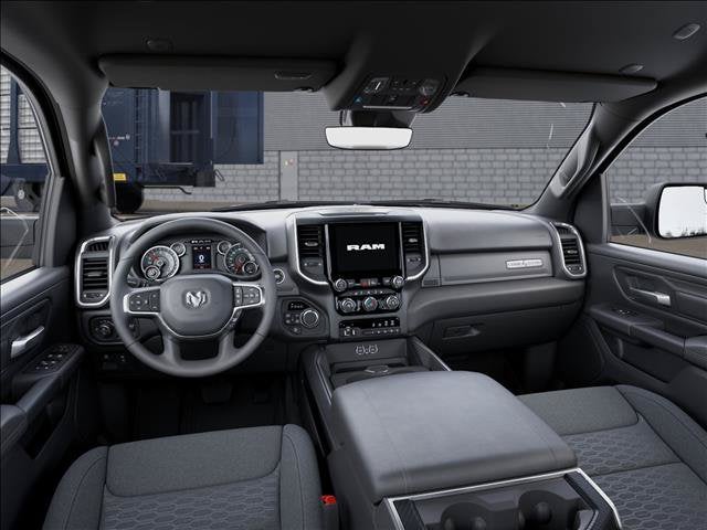2027 RAM 1500 Big Horn/Lone Star