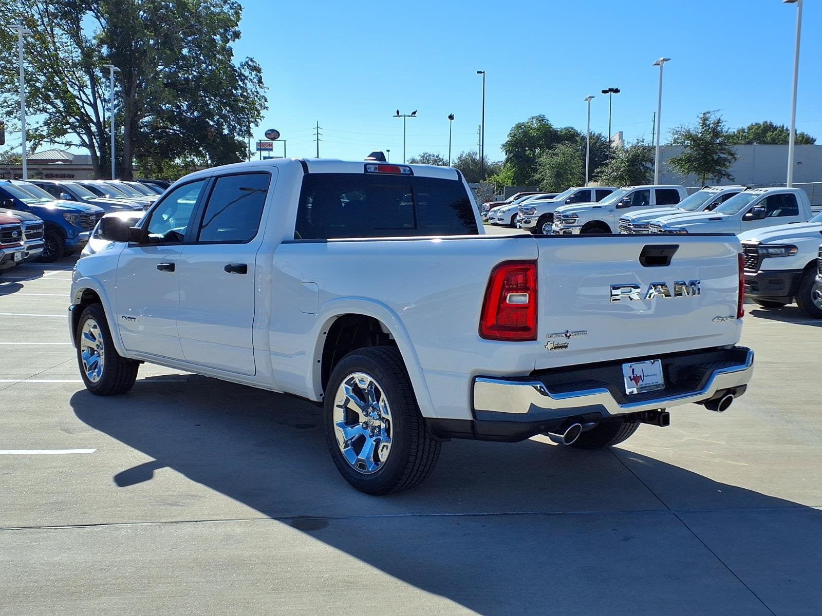 2027 RAM 1500 Big Horn/Lone Star