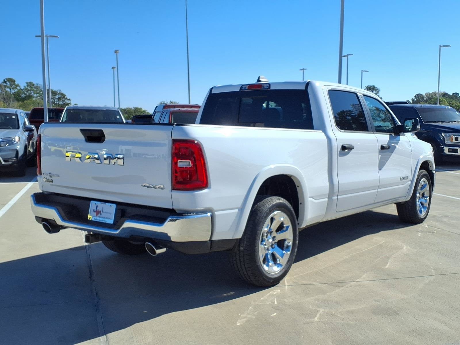 2027 RAM 1500 Big Horn/Lone Star