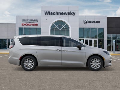 2026 Chrysler Voyager LX
