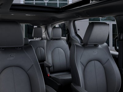 2027 Chrysler Pacifica Limited