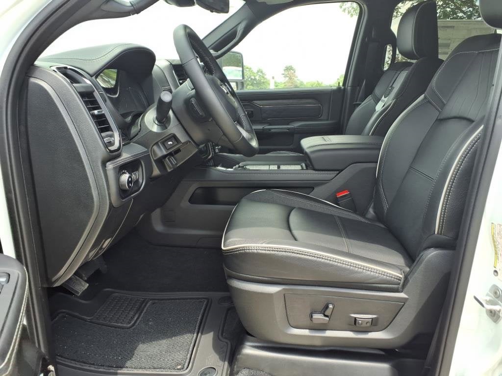 2025 RAM 3500 Limited