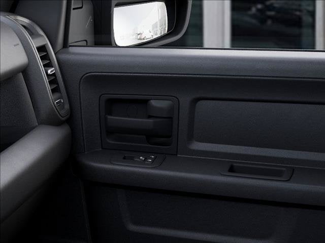 2027 RAM 2500 Black Express
